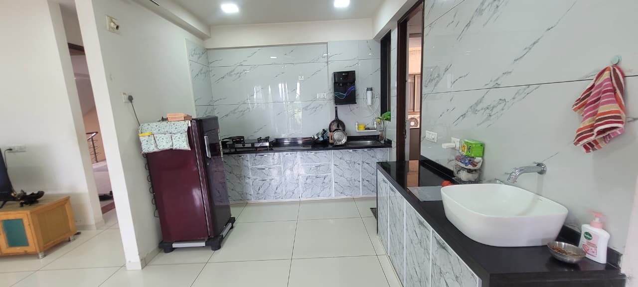 WhatsApp Image 2025-08-21 at 12.00.49 PM (1)