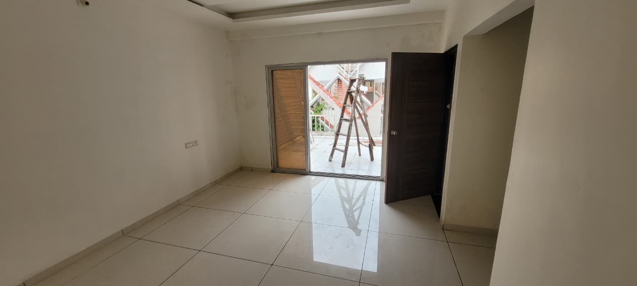 WhatsApp Image 2025-09-06 at 11.47.25